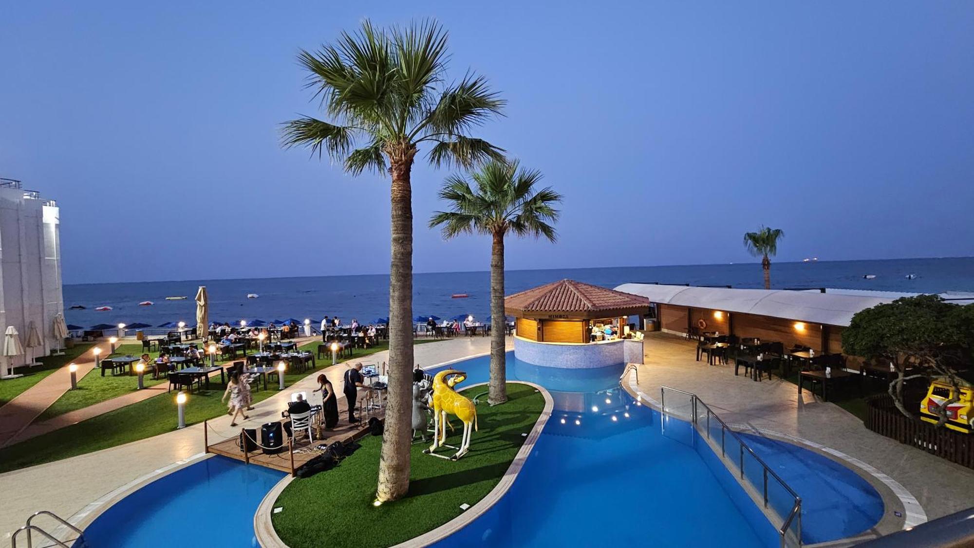Mimoza Beach Hotel Agios Sergios Exterior foto
