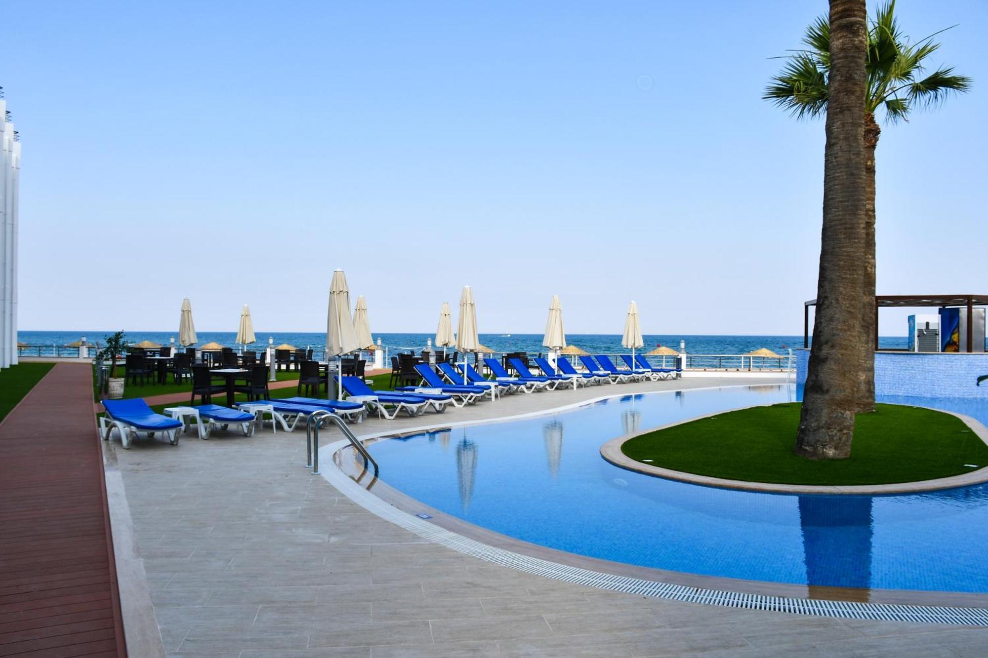Mimoza Beach Hotel Agios Sergios Exterior foto